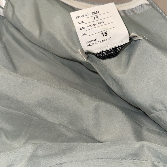 NEW Alfred Sung Off the Shoulder Bow Corset Satin
Trumpet Gown willow Sz 2 - Picture 2 of 8